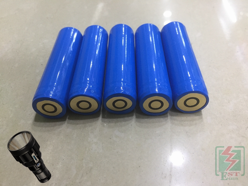 3.7V 2600mAh 强光手电筒18650锂电池组